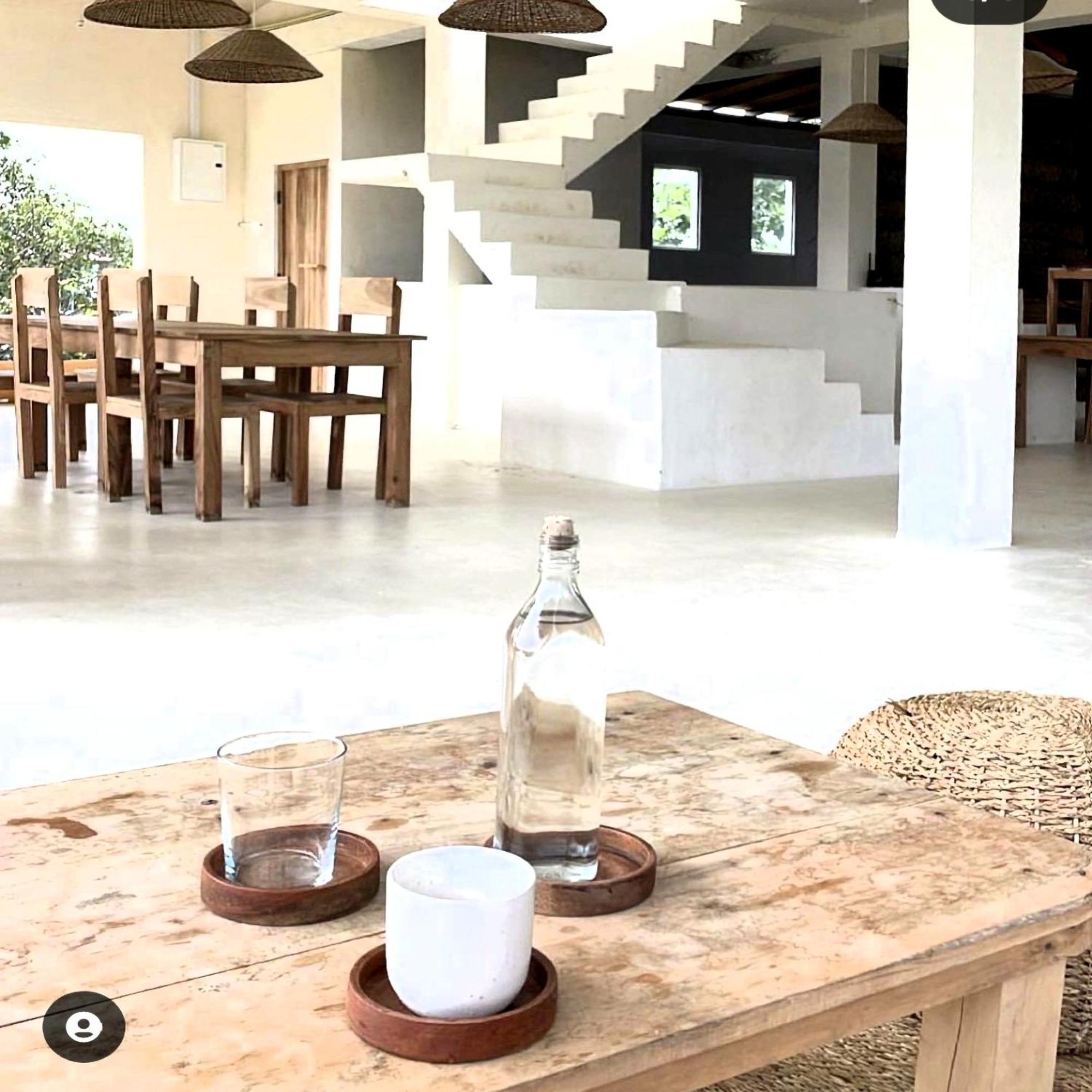Ocean Bay Surf Resort 웰리가마 외부 사진