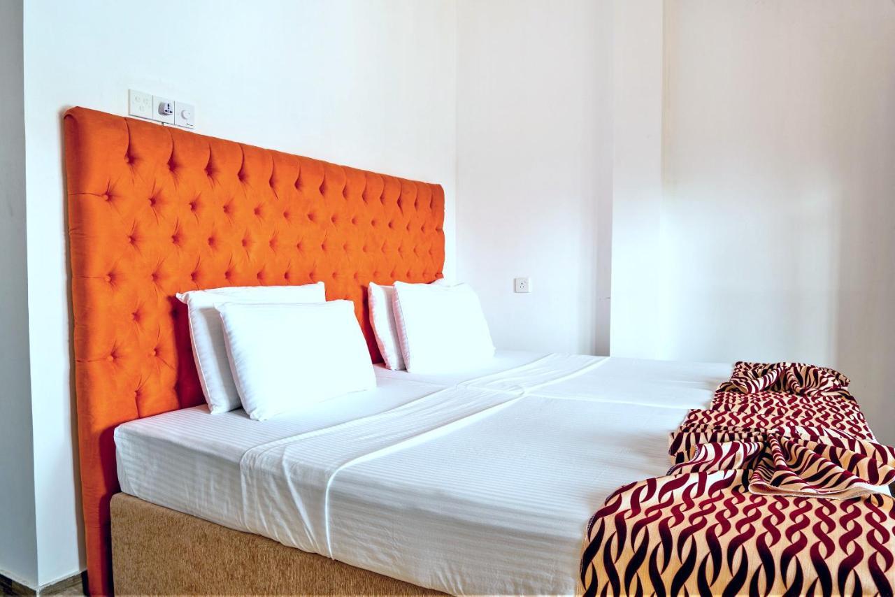 Ocean Bay Surf Resort 웰리가마 외부 사진